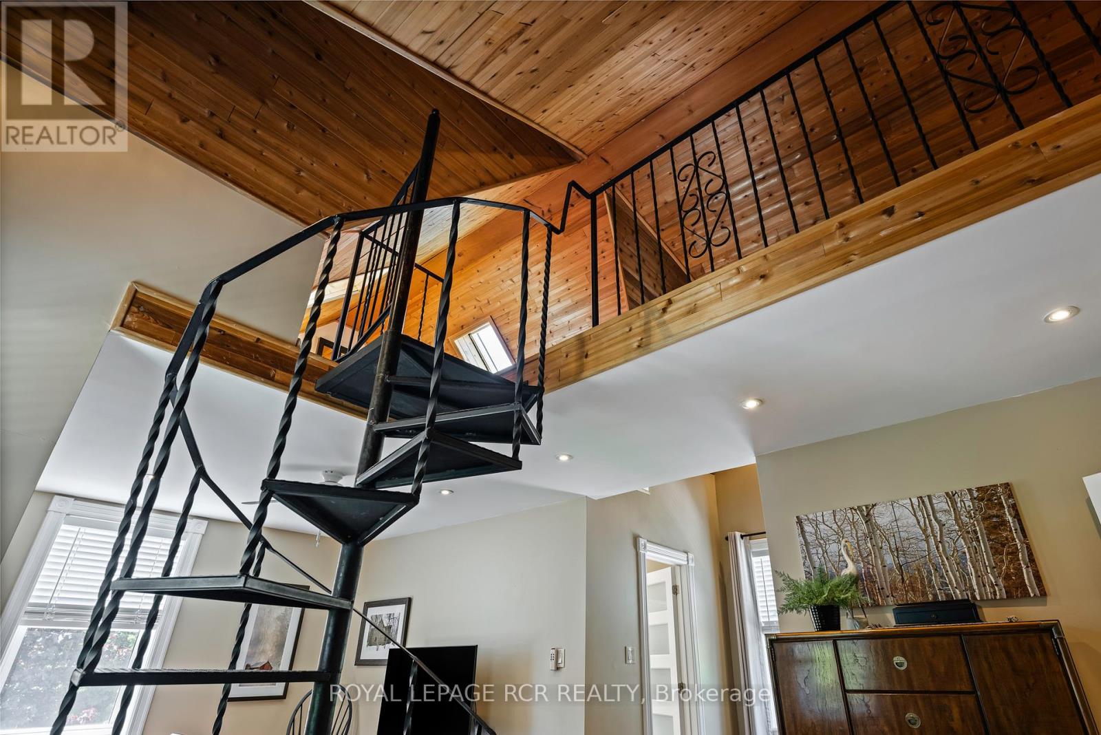 126402 SOUTHGATE ROAD 12 - 32