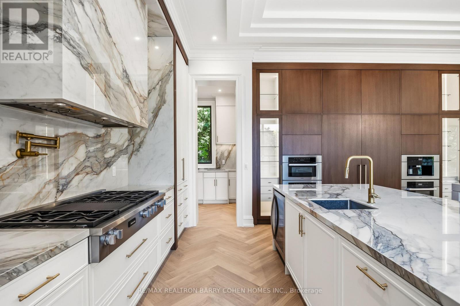 27 PENWOOD CRESCENT - 21