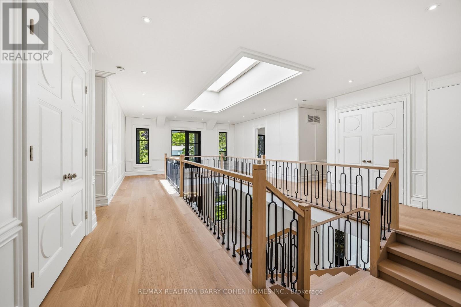 27 PENWOOD CRESCENT - 23