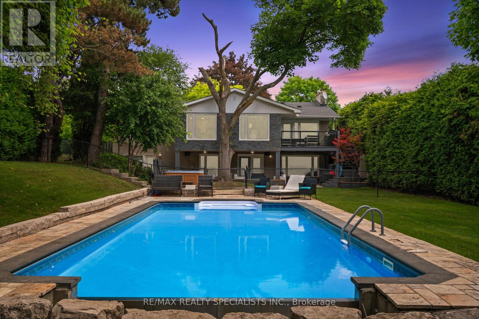 42 HEATHVIEW AVENUE - 4