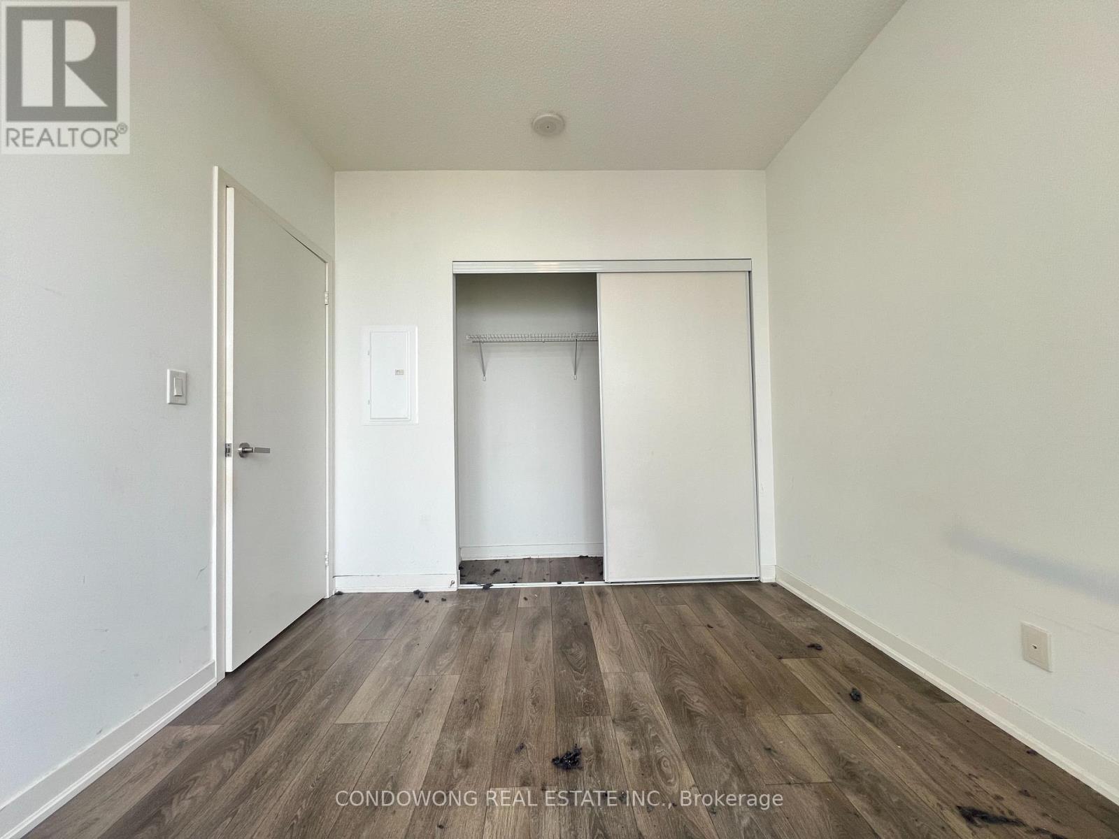 #4905 100 HARBOUR STREET - 10