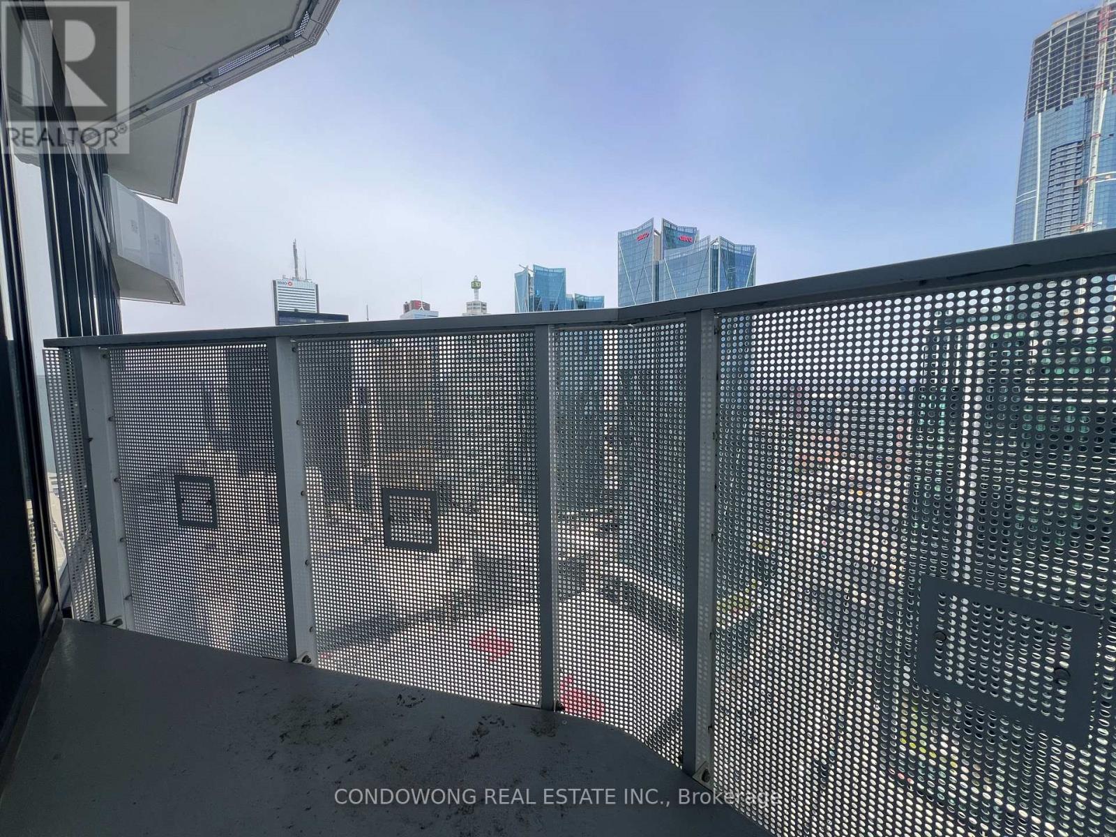 #4905 100 HARBOUR STREET - 11