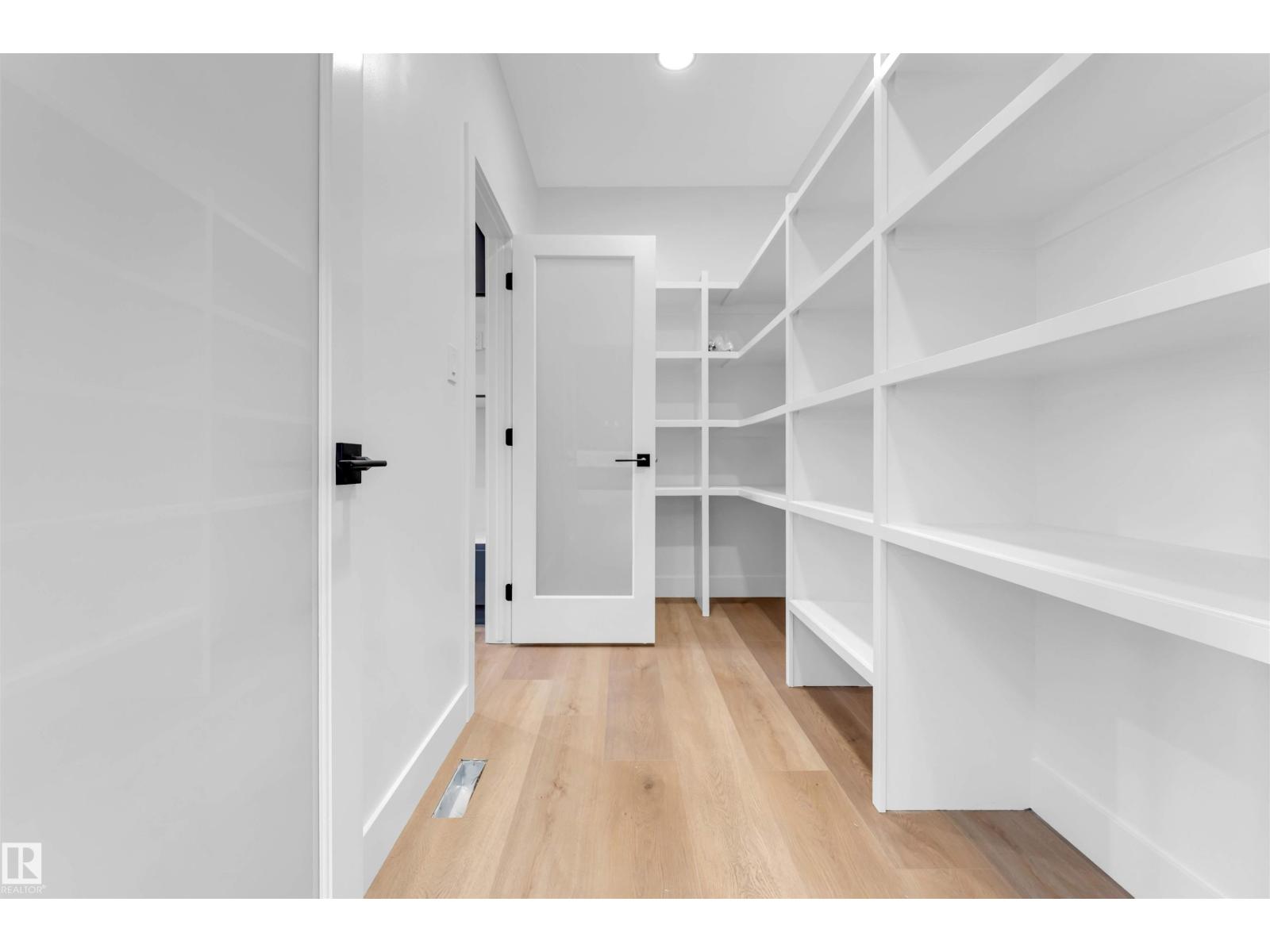 105 ELDRIDGE POINT — photo 17