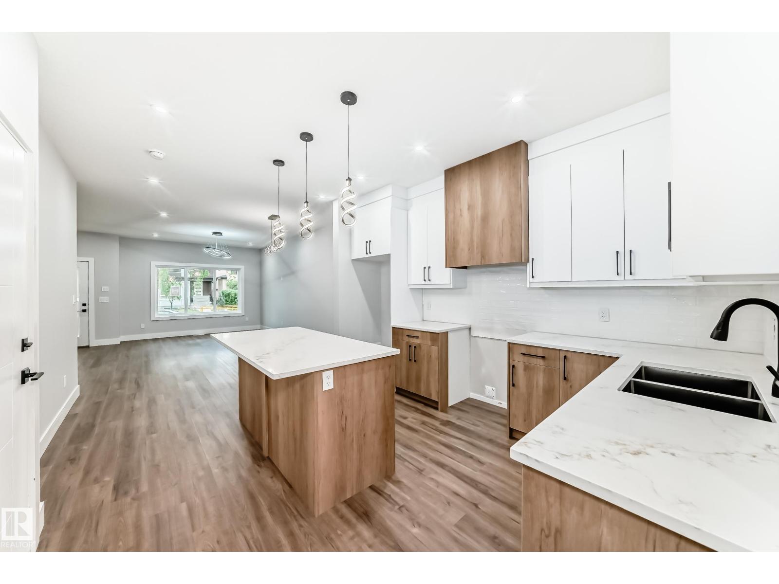11170 73 AV NW NW - 11