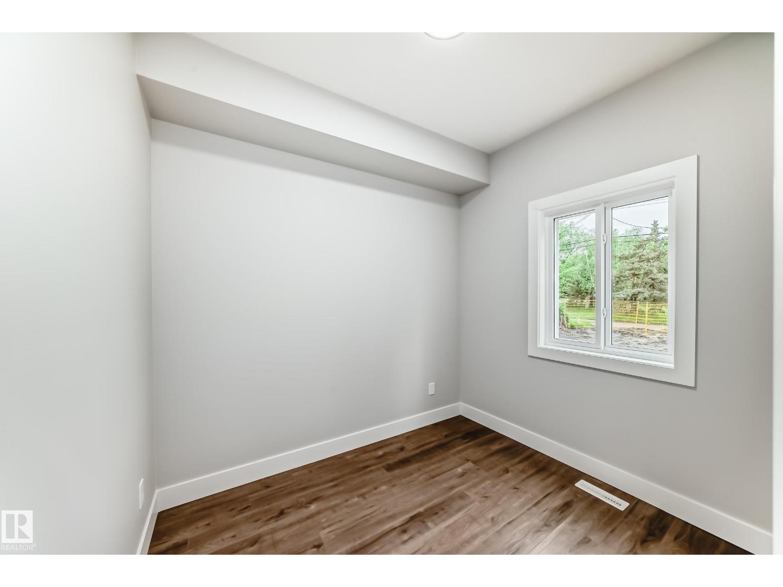11170 73 AV NW NW - 12