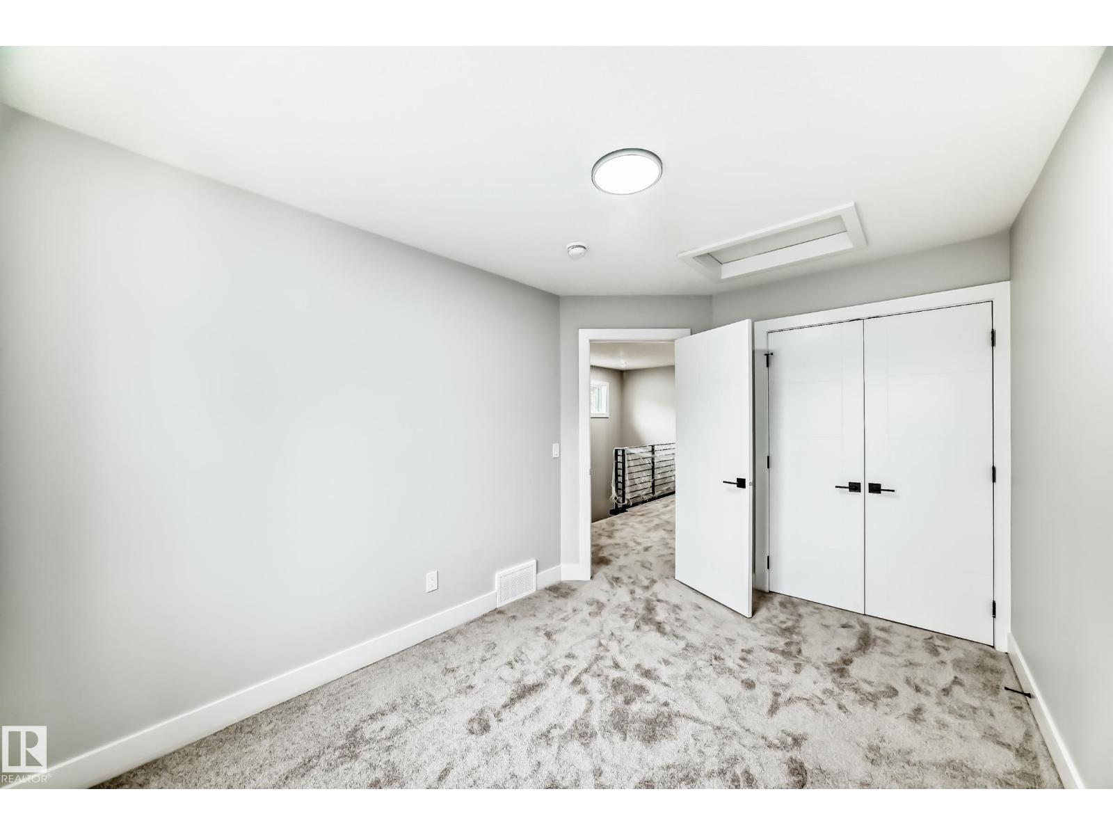 11170 73 AV NW NW - 31