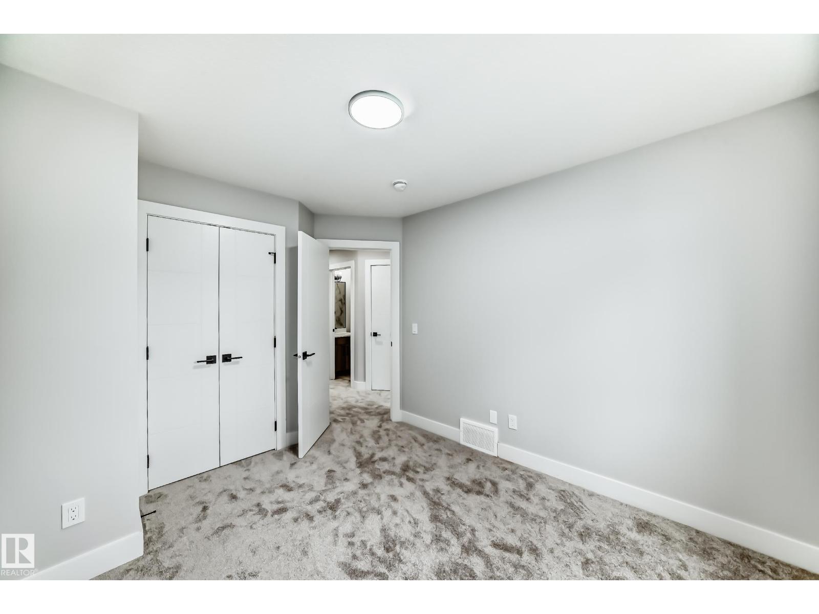 11170 73 AV NW NW - 34