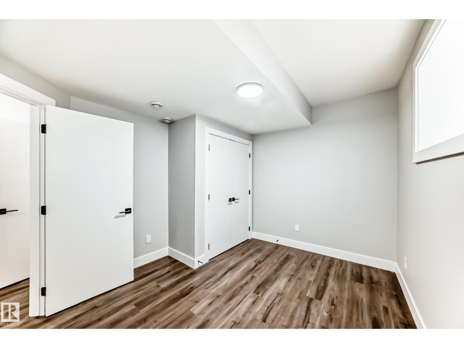 11170 73 AV NW NW - 45