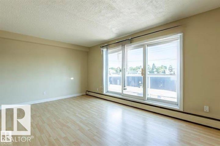 #307 8215 83 AV NW - 10