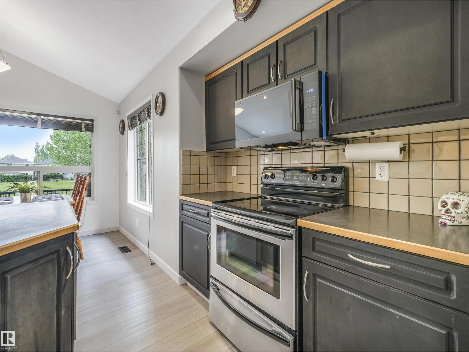 105 RUE MOREAU - 33