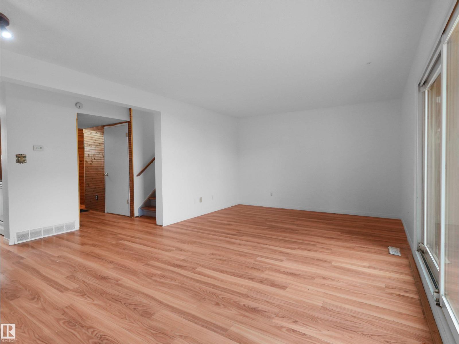 6346 180 ST NW - 13