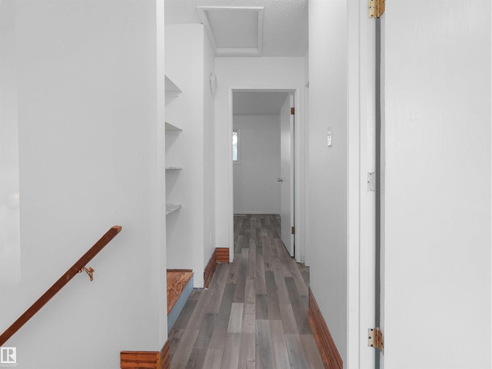 6346 180 ST NW - 19
