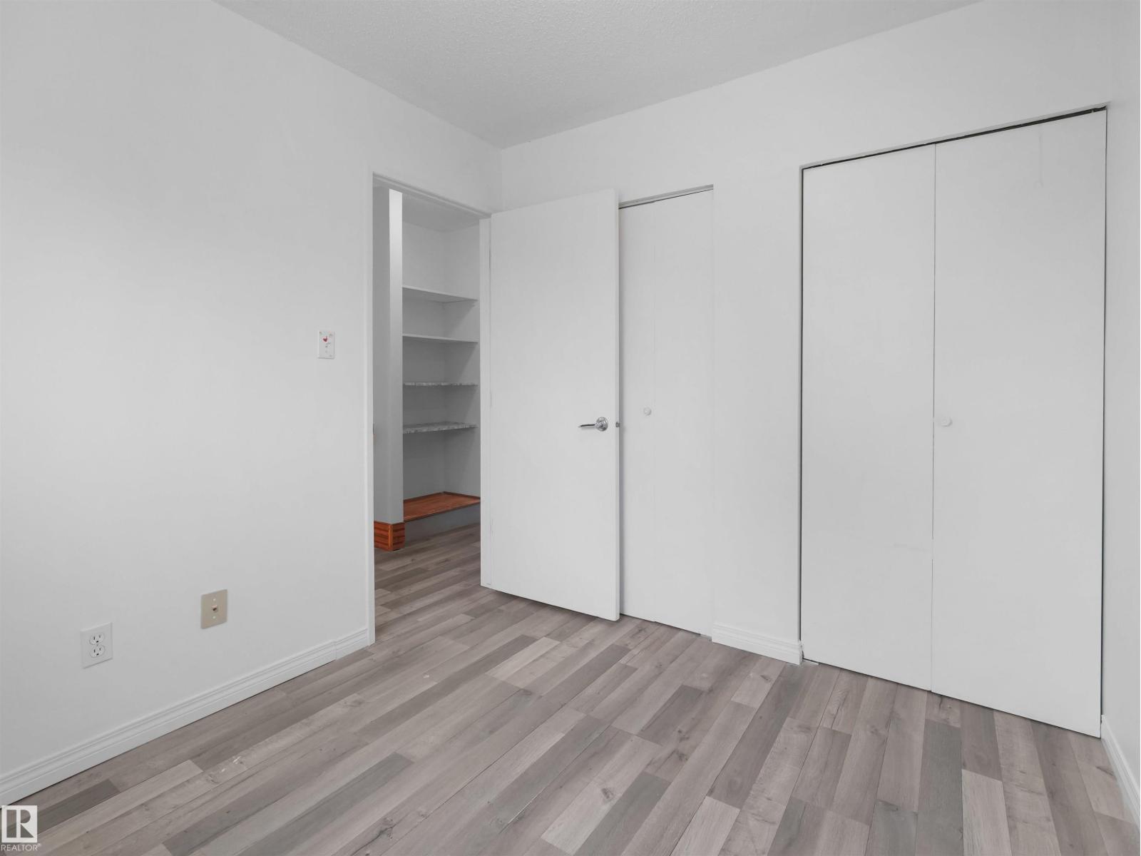 6346 180 ST NW - 22