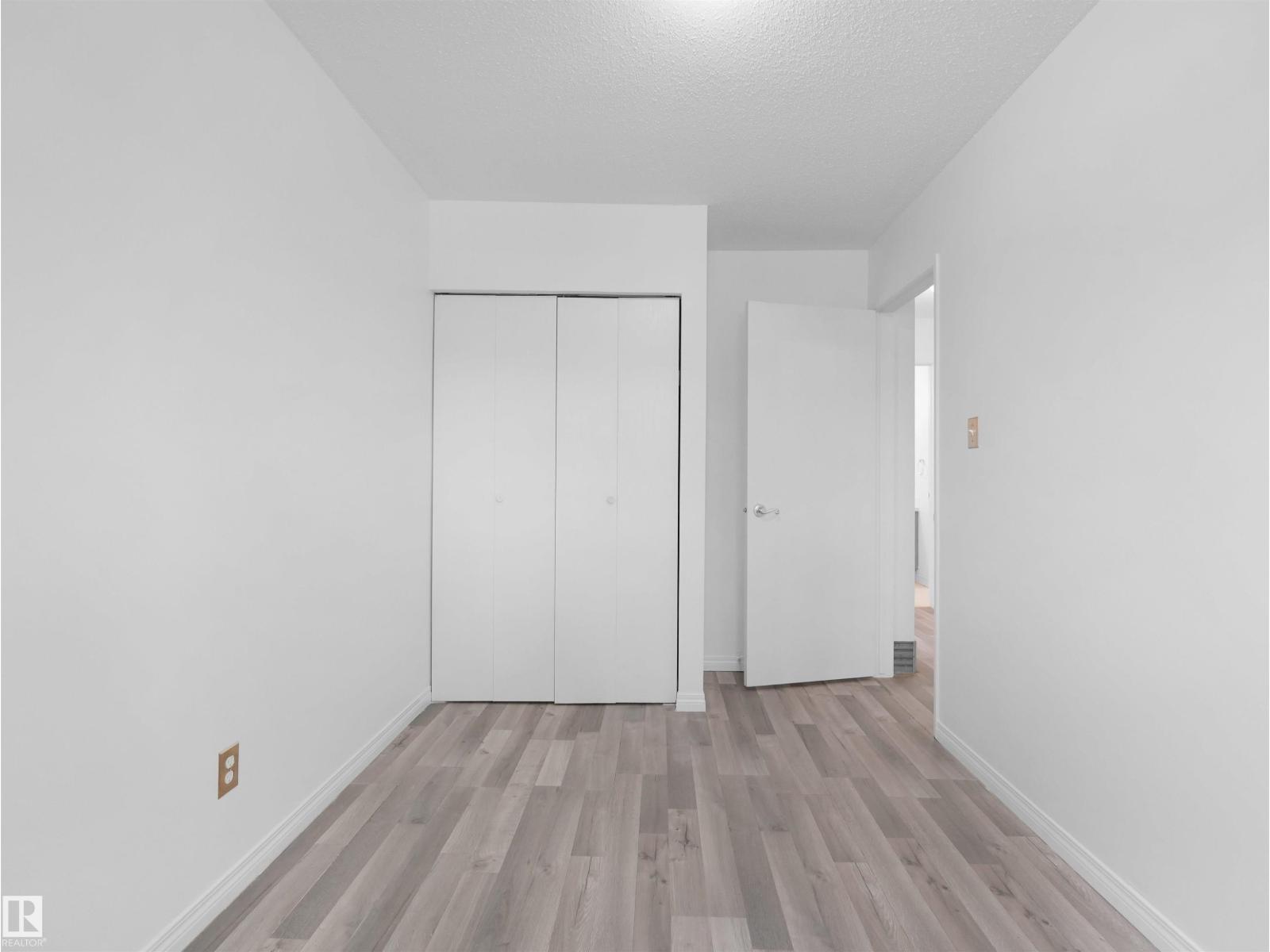 6346 180 ST NW - 26