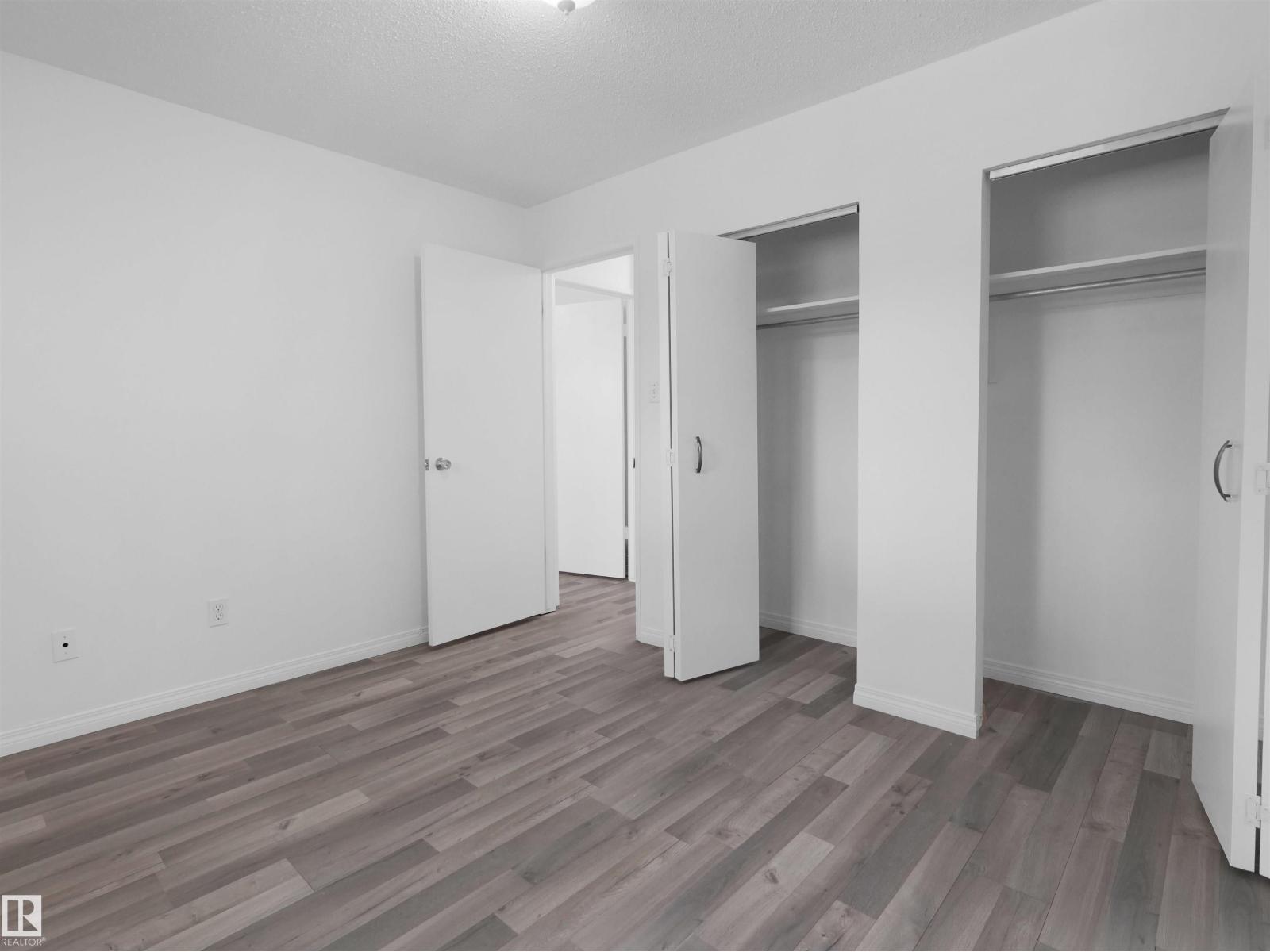 6346 180 ST NW - 31