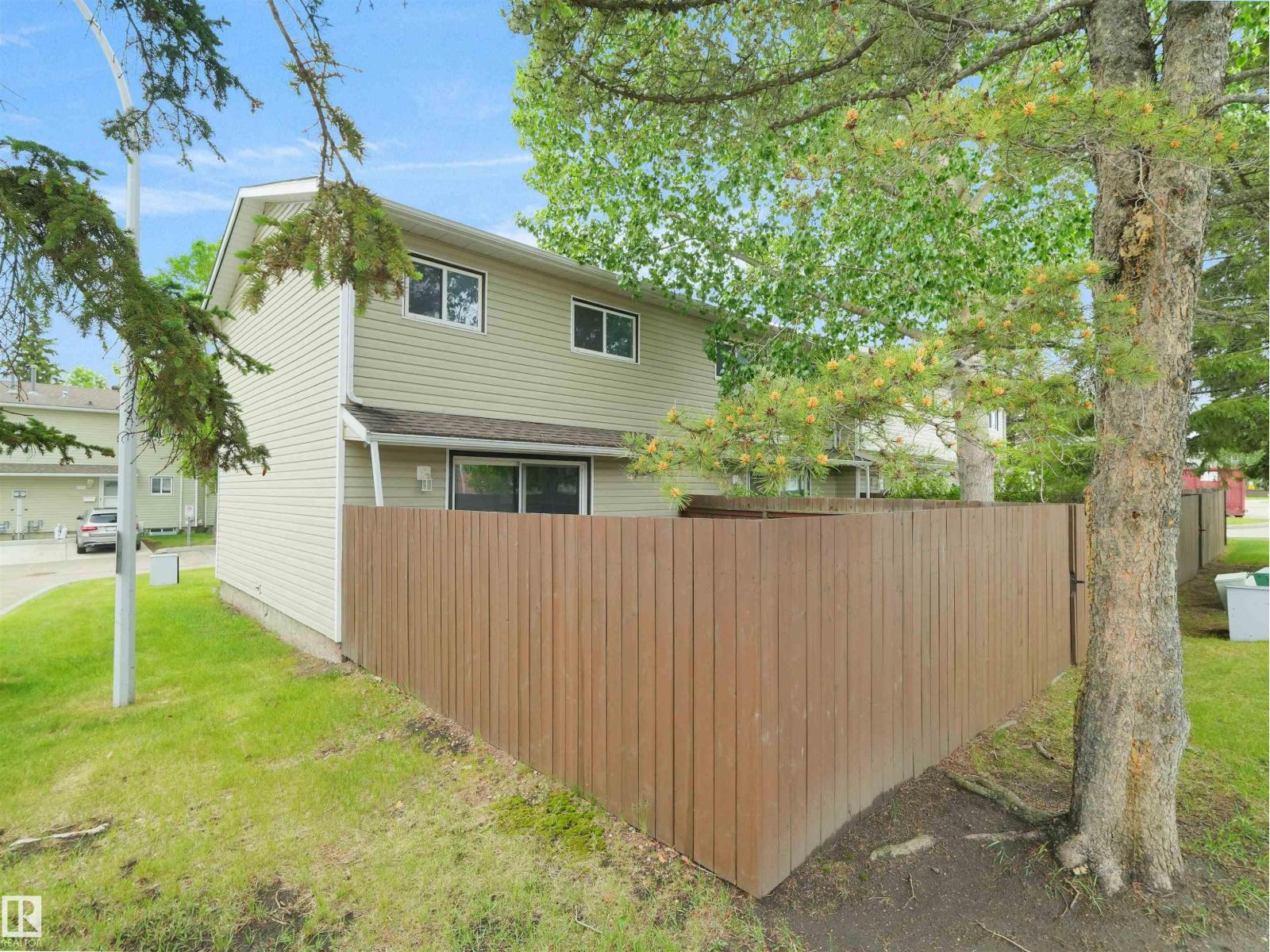 6346 180 ST NW - 4
