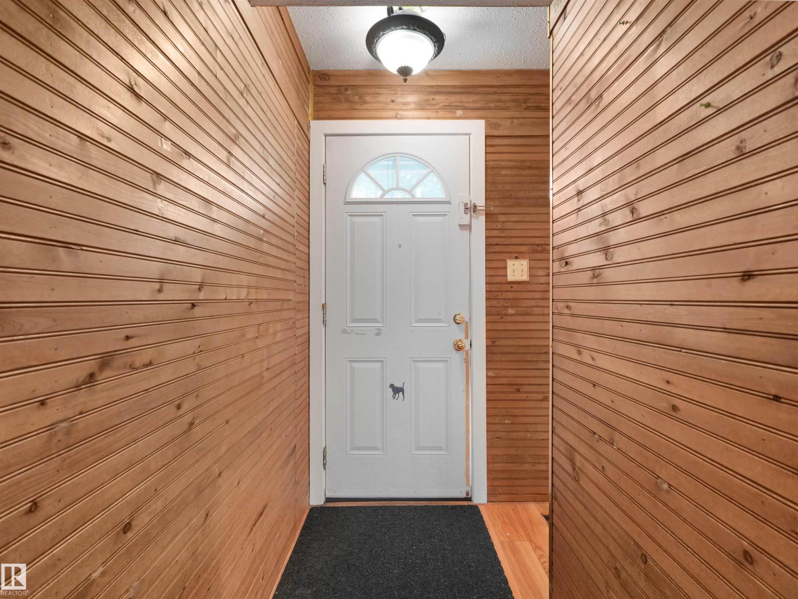 6346 180 ST NW - 5