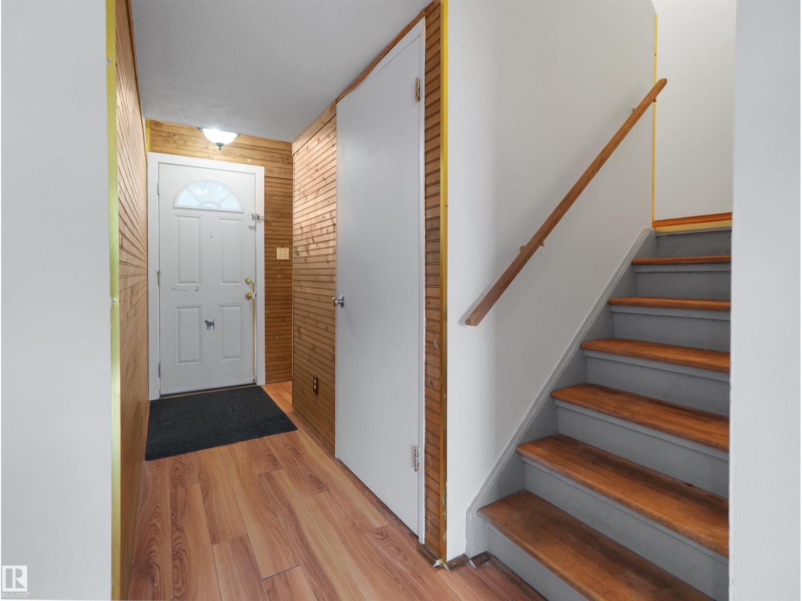 6346 180 ST NW - 8