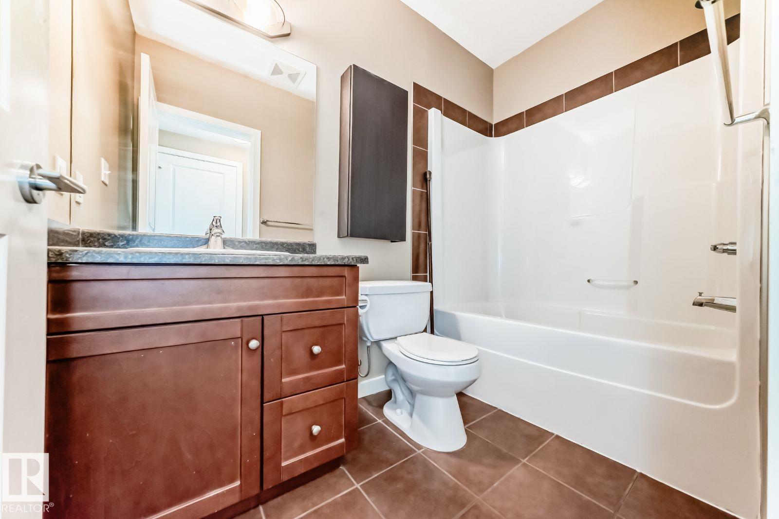 #4 11917 103 ST NW - 30