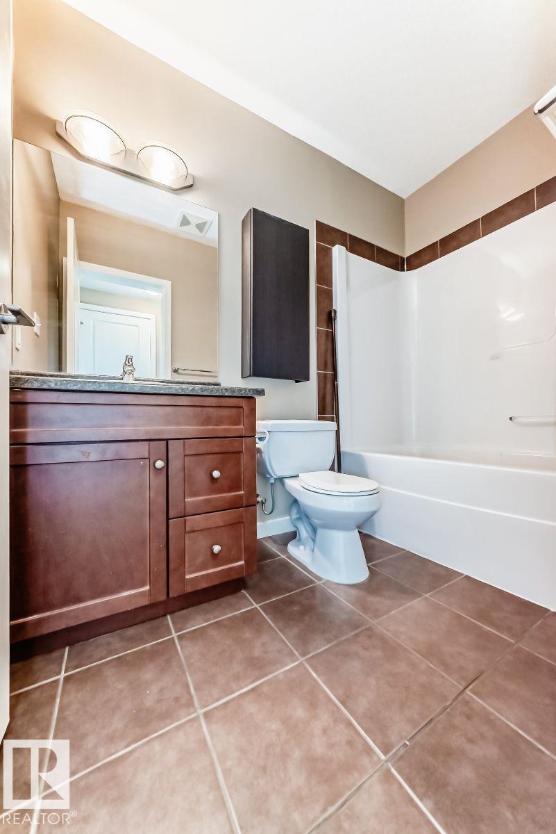 #4 11917 103 ST NW - 31