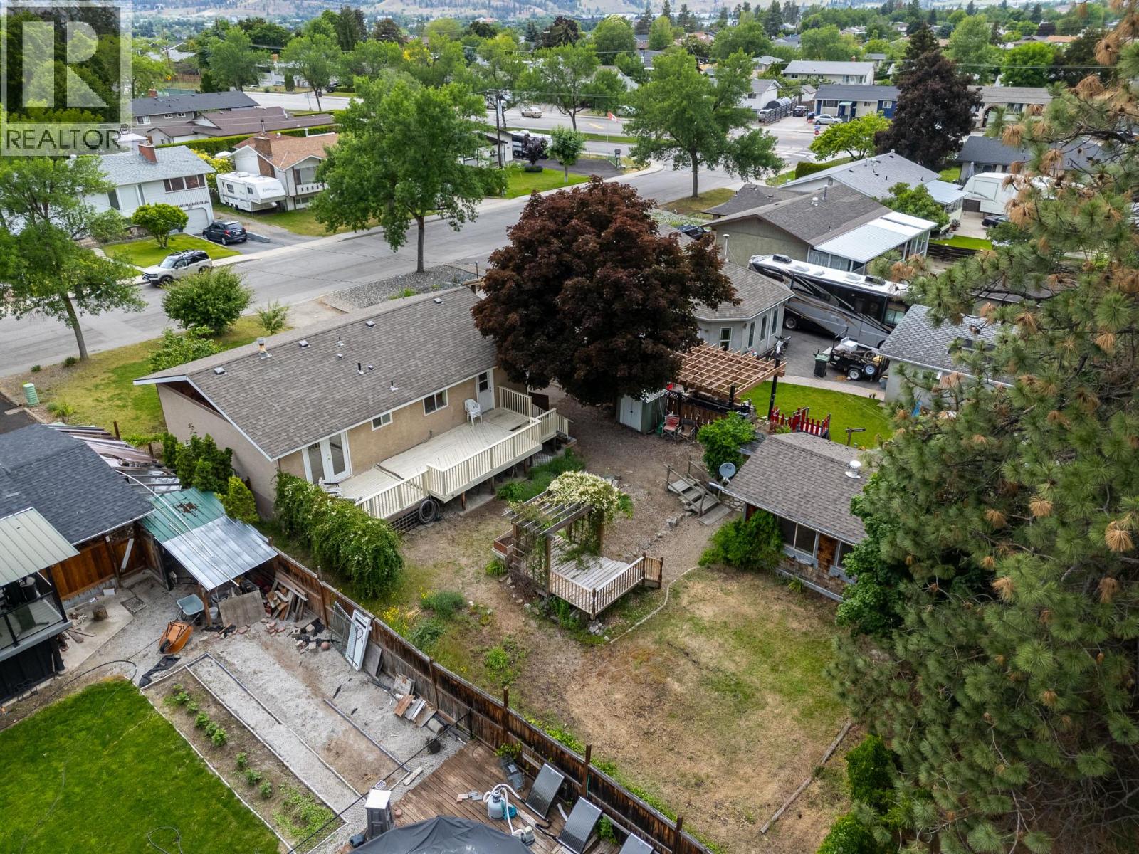 975 Neptune Road - 58