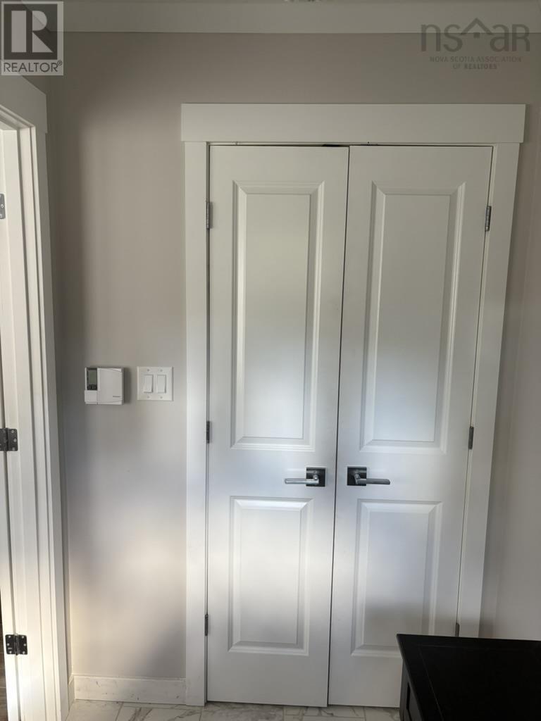 25 Lakewood Drive - Image 2
