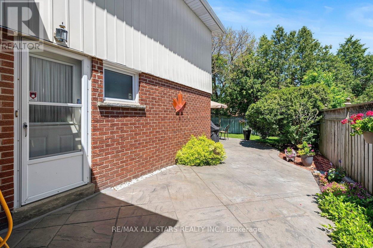 62 DEERBROOK TRAIL - 37