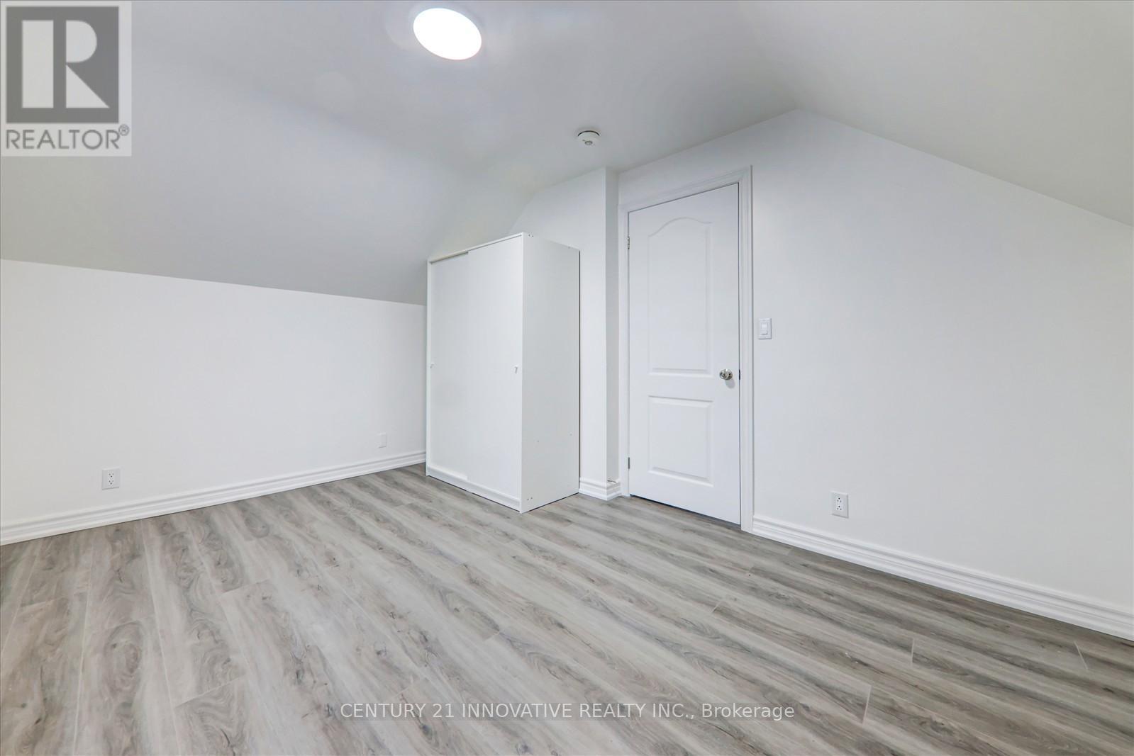 35 COTTON AVENUE - 22