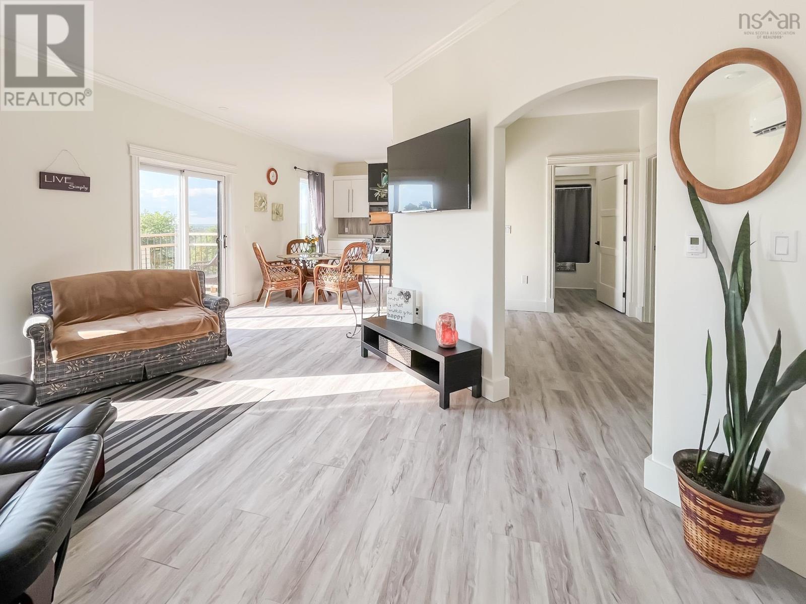 1718 Upper Branch Road - 33