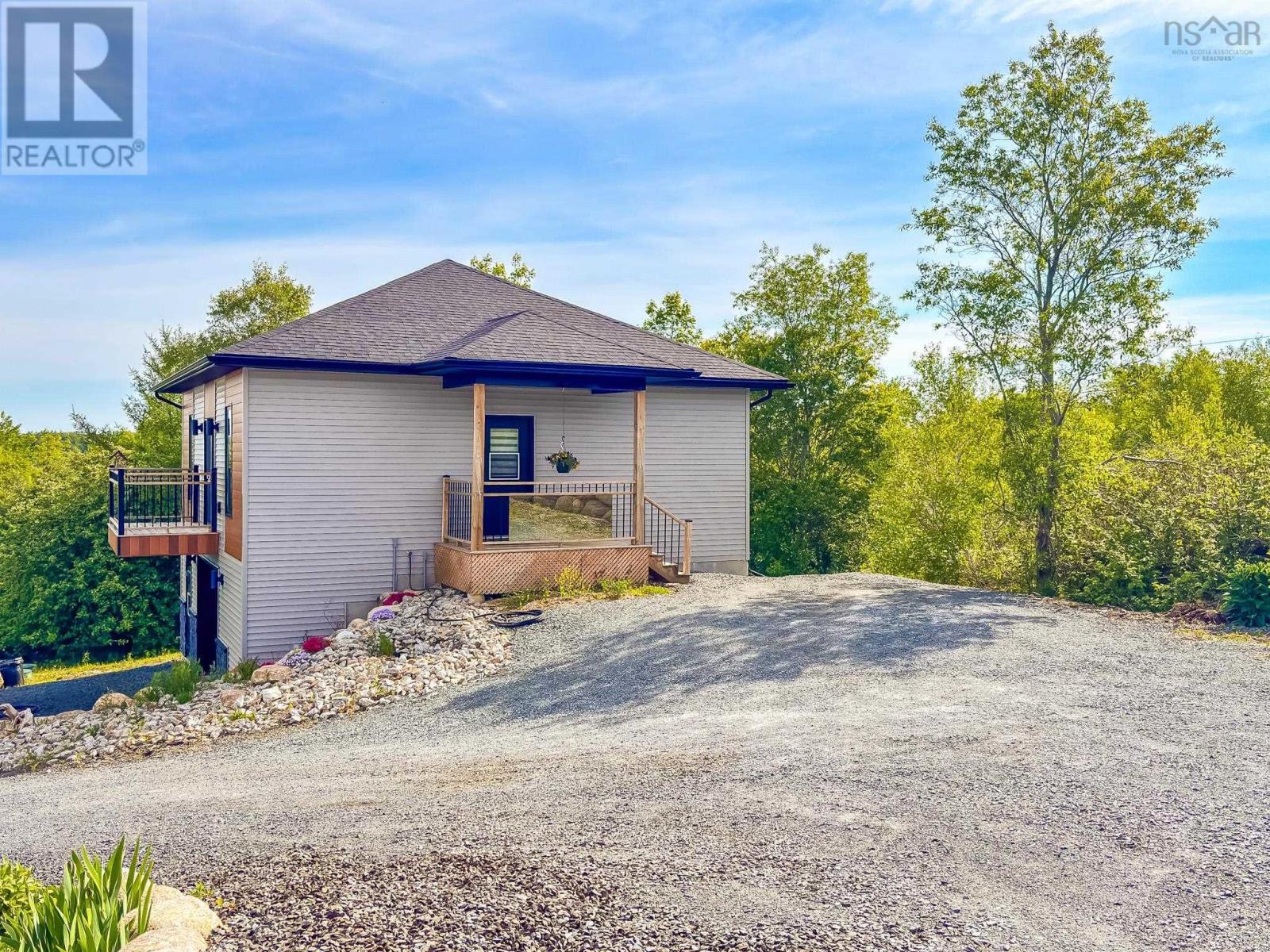 1718 Upper Branch Road - 32