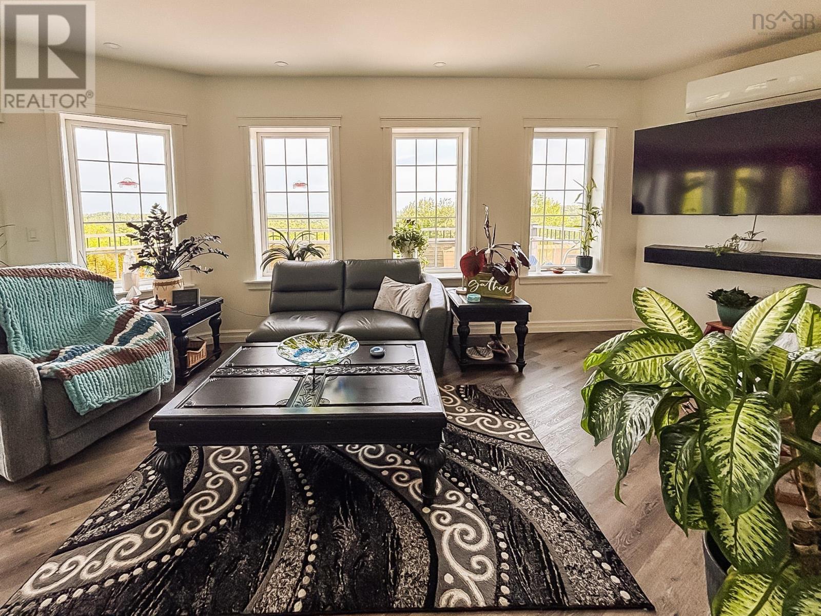 1718 Upper Branch Road - 12