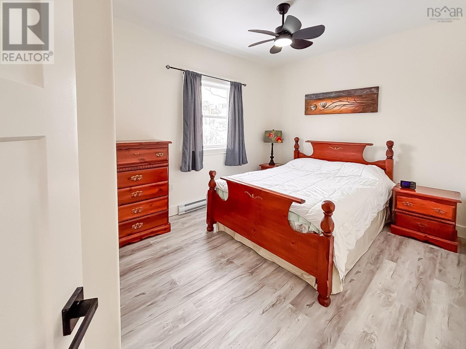 1718 Upper Branch Road - 38