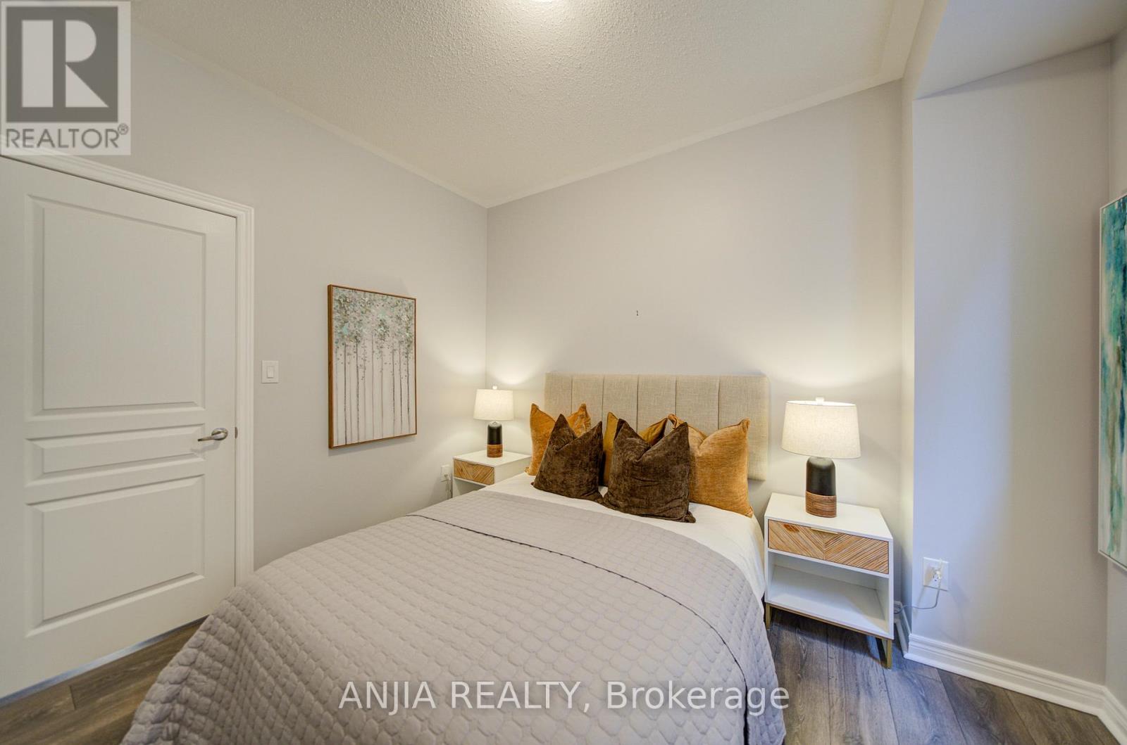 8 BECKETT AVENUE - 27