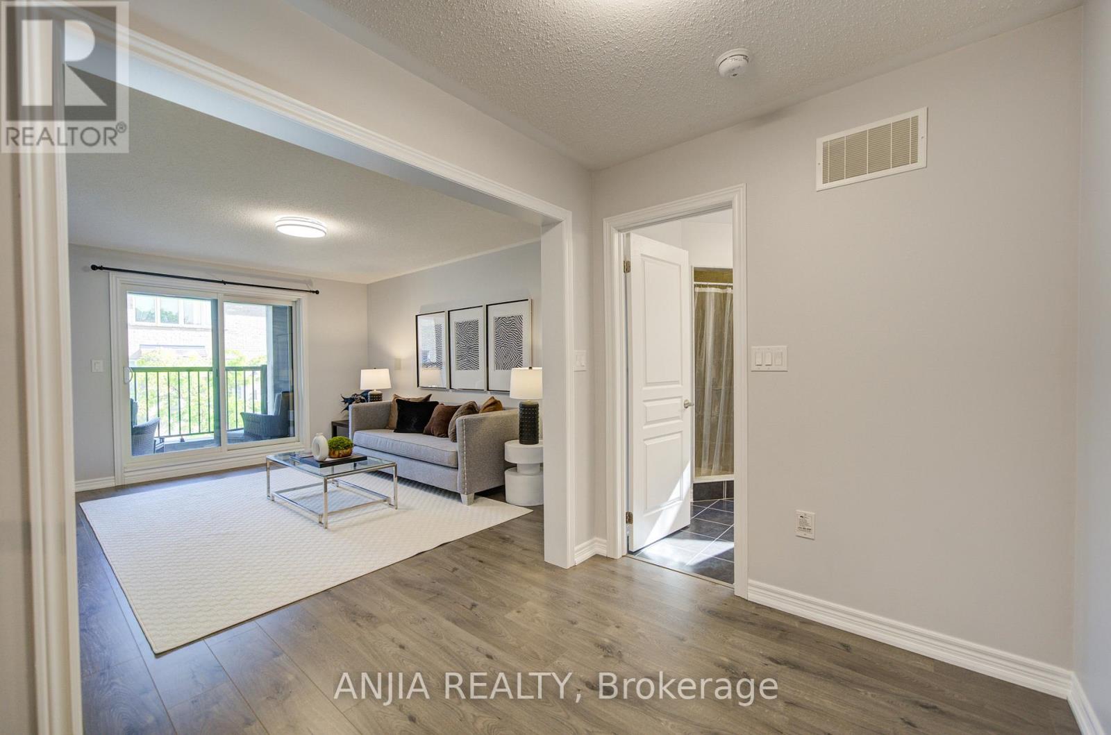 8 BECKETT AVENUE - 36