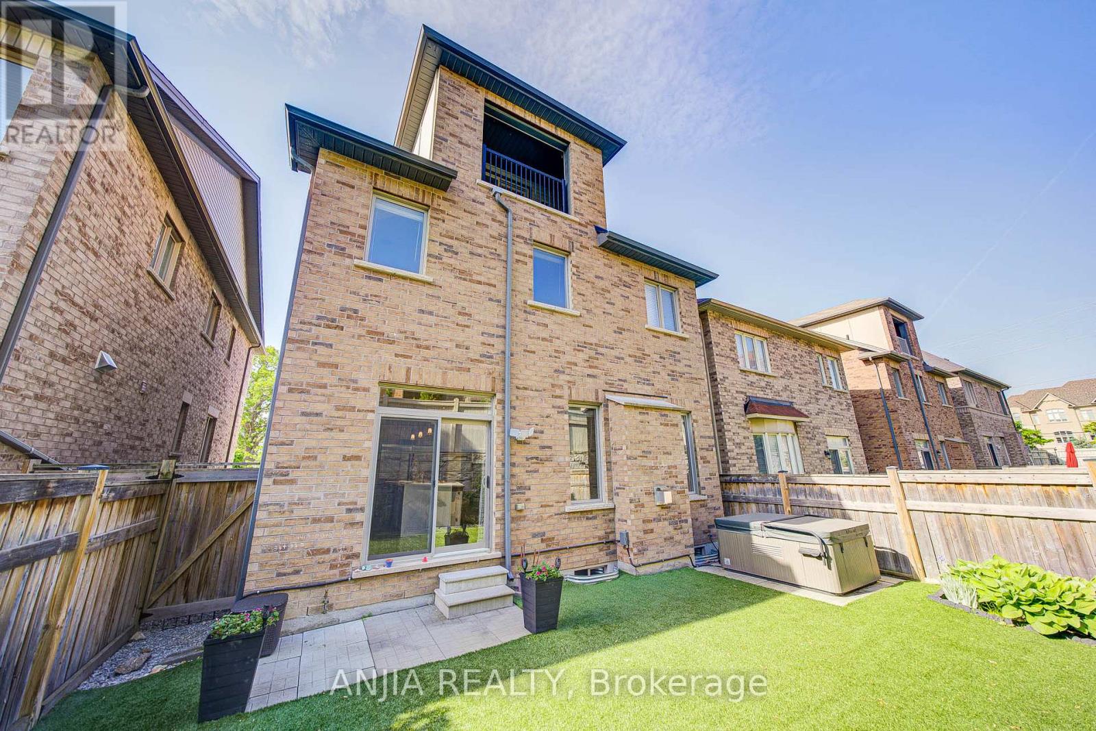 8 BECKETT AVENUE - 42