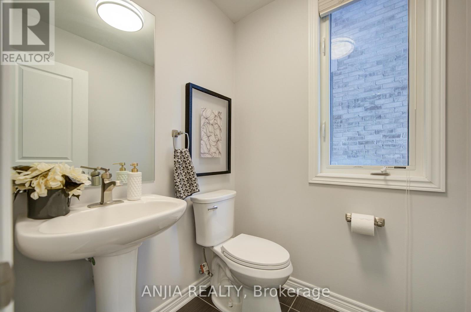 8 BECKETT AVENUE - 7