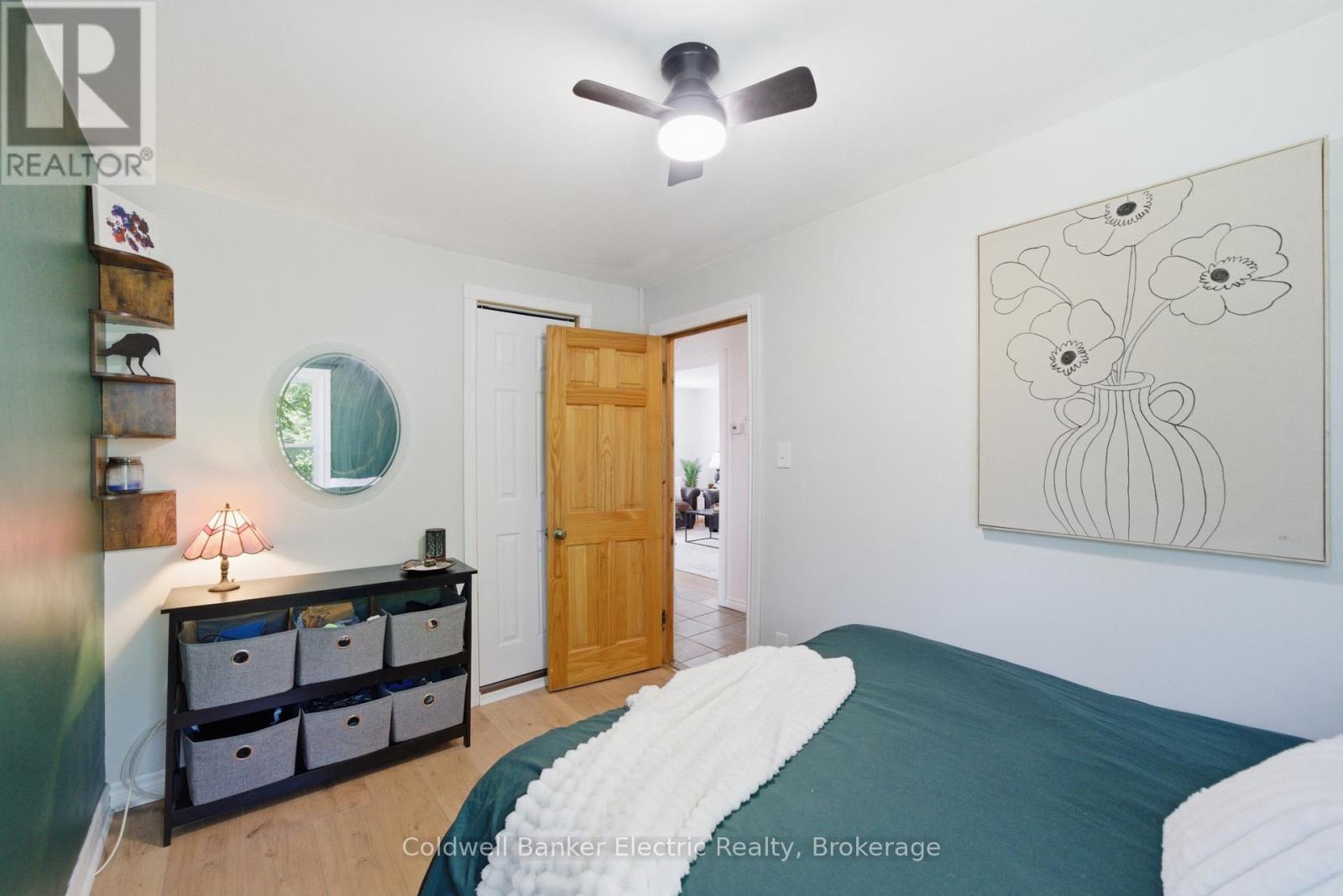 780 BROWN STREET - 15