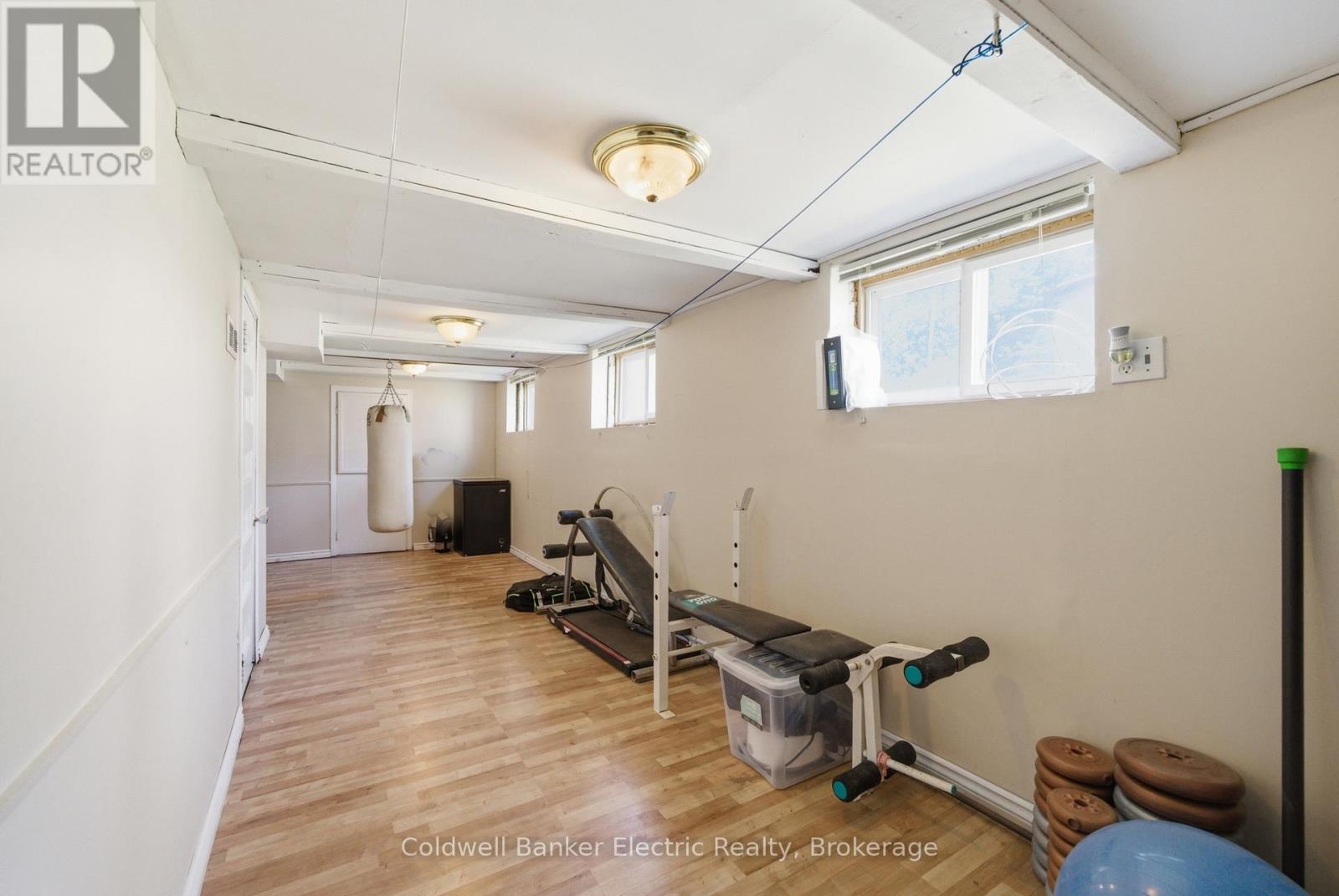 780 BROWN STREET - 28