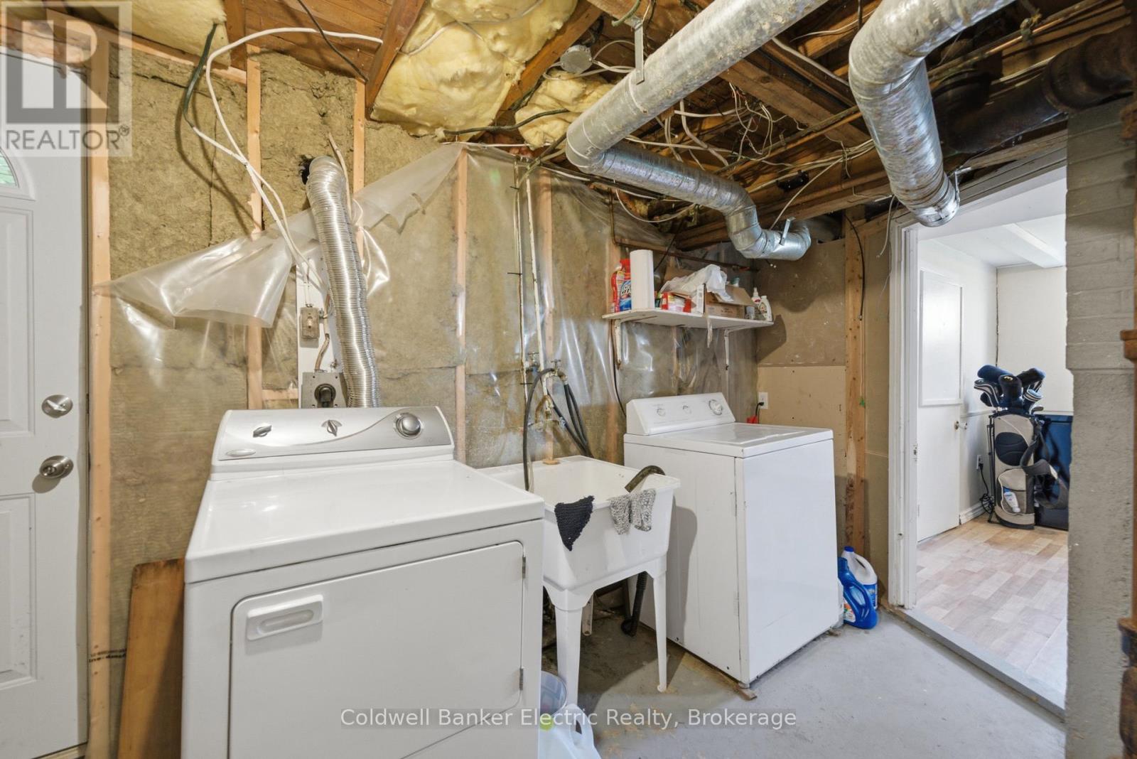 780 BROWN STREET - 27