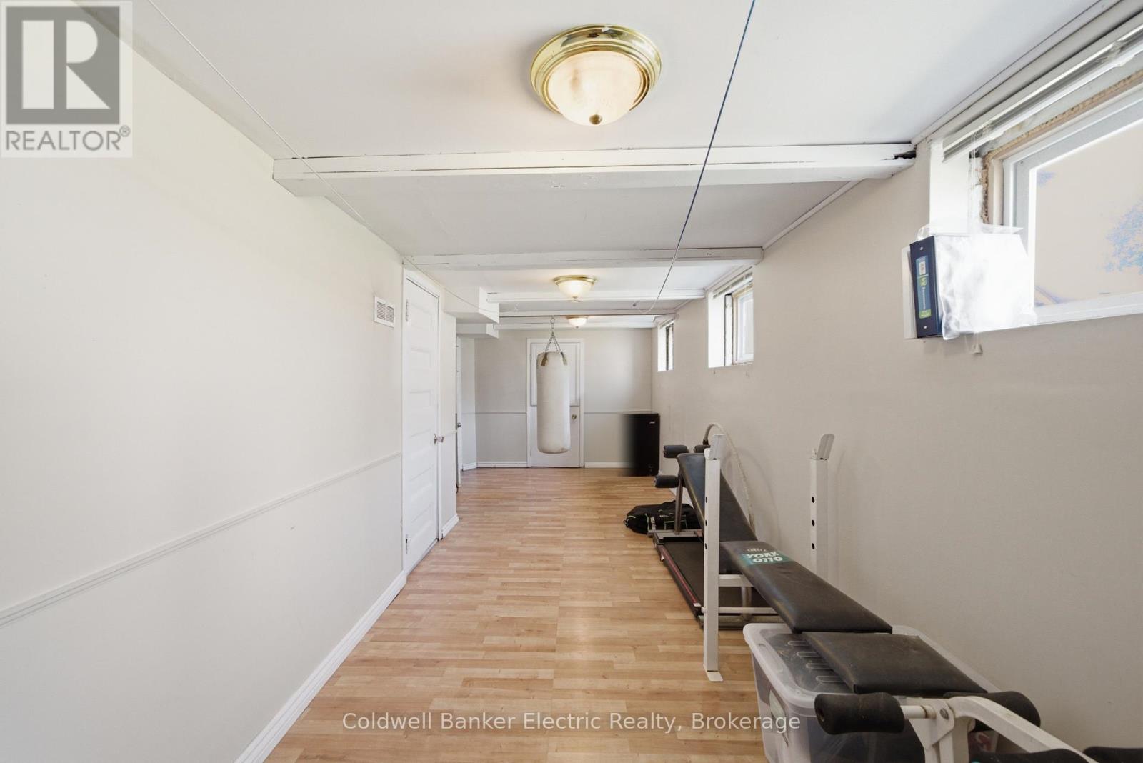 780 BROWN STREET - 29