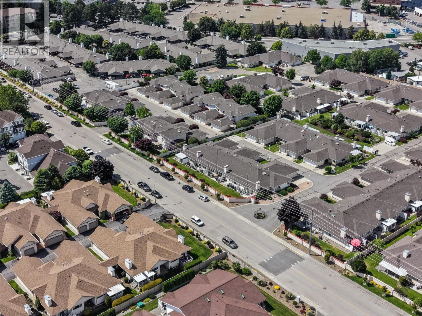 #3 1874 Parkview Crescent - 46
