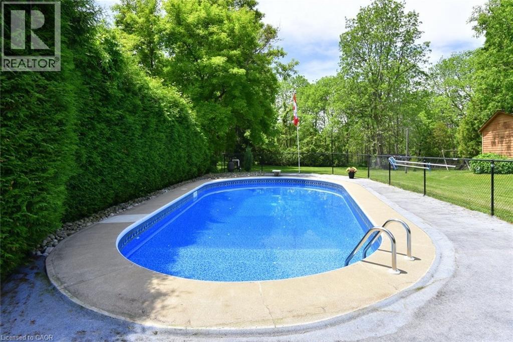 9 WESITE Avenue - 35