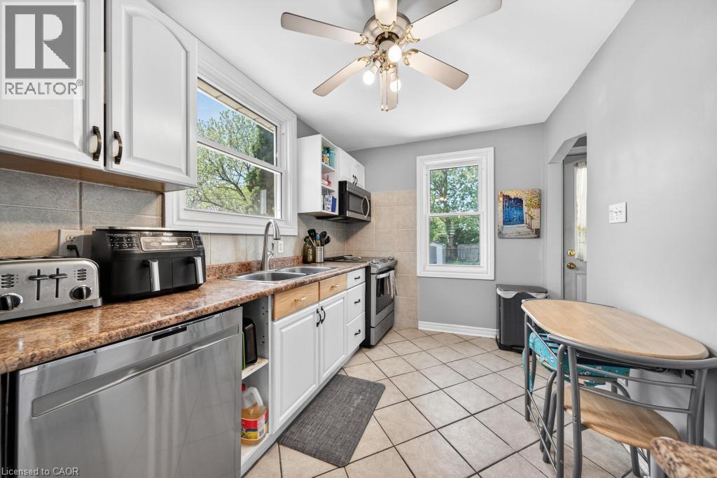 420 UPPER GAGE Avenue - 14