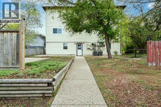230 3 Street SE - 16