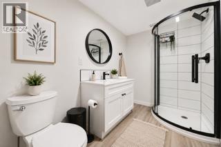 230 3 Street SE - 8