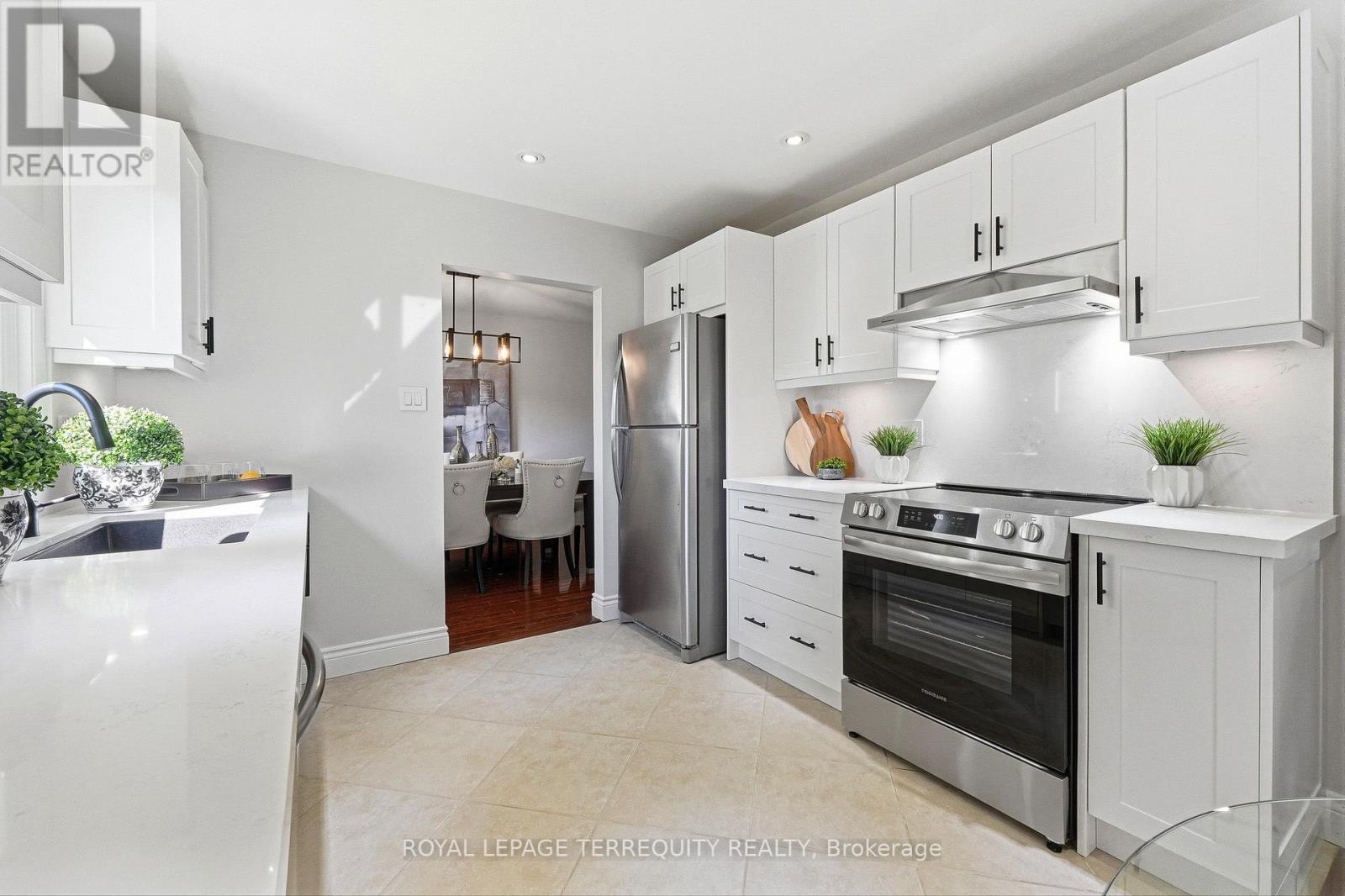 2609 OAK ROW CRESCENT - 14