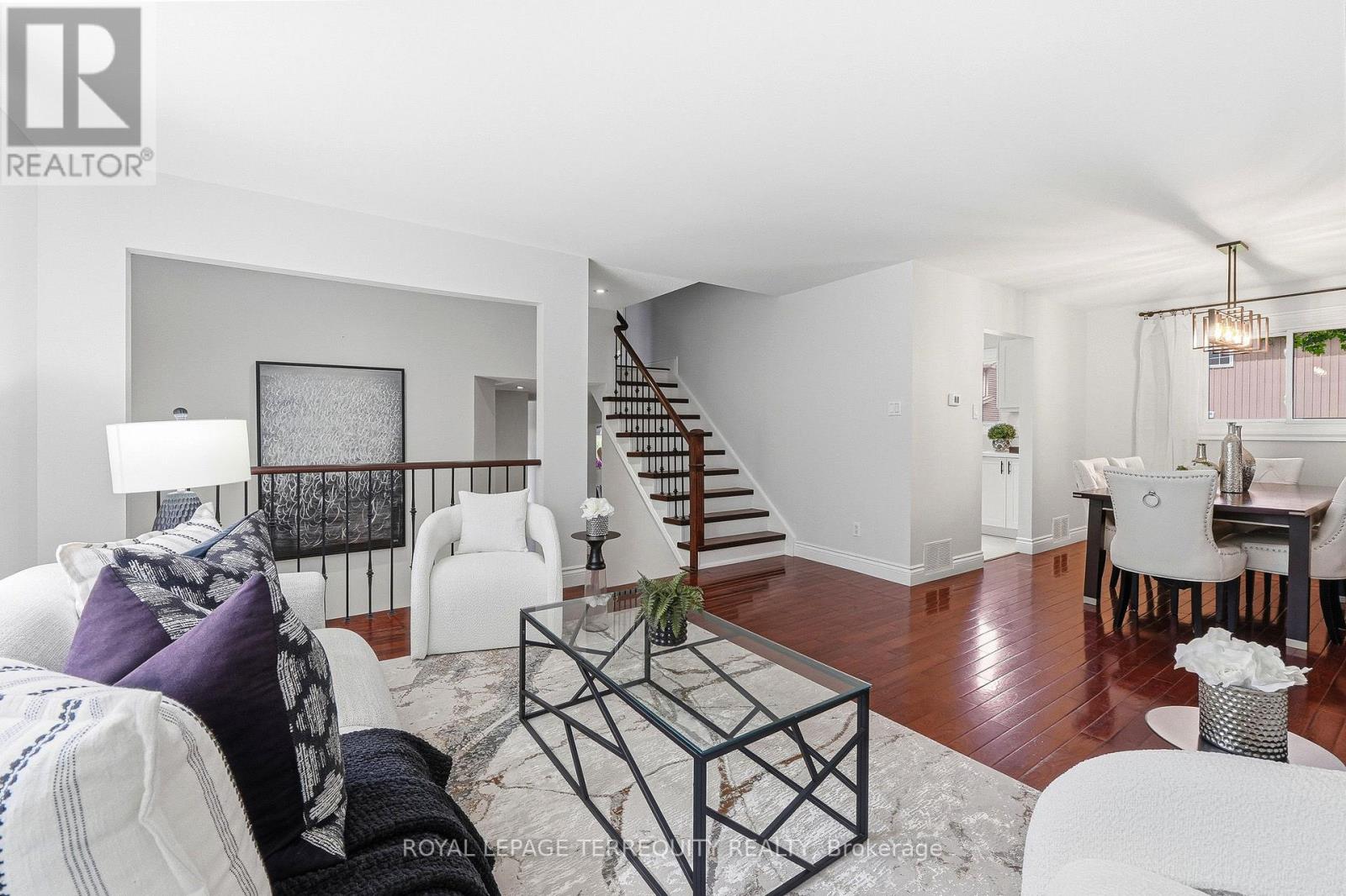 2609 OAK ROW CRESCENT - 7