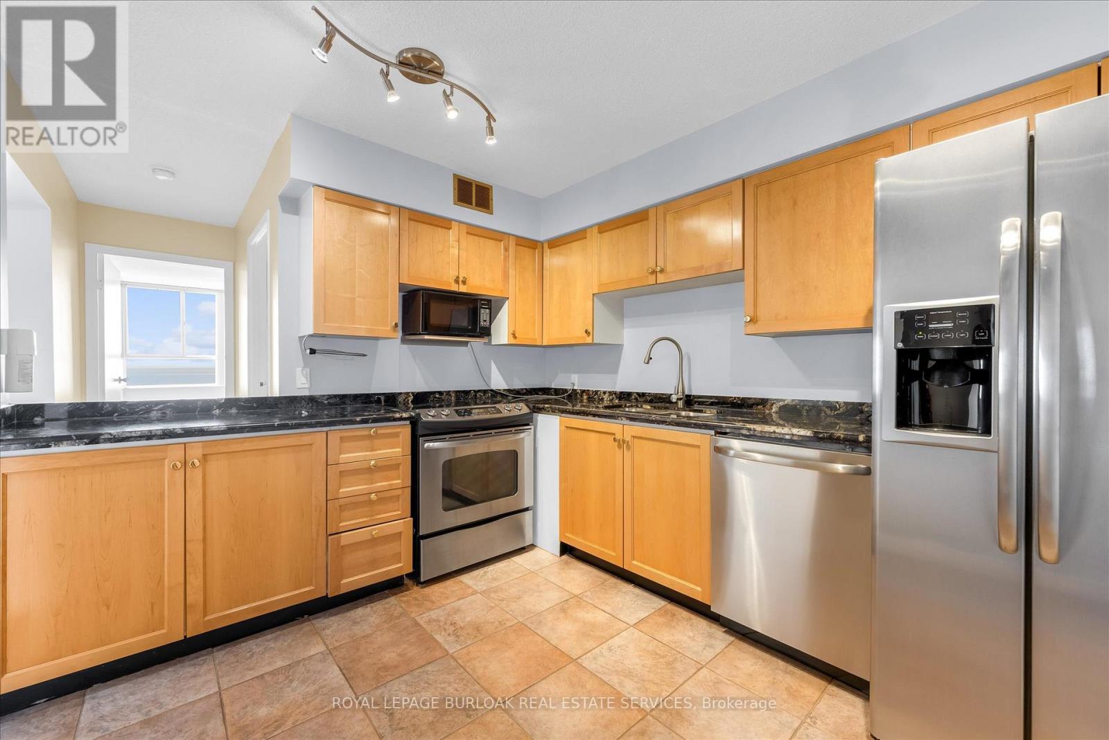 #510 5280 LAKESHORE ROAD - 13