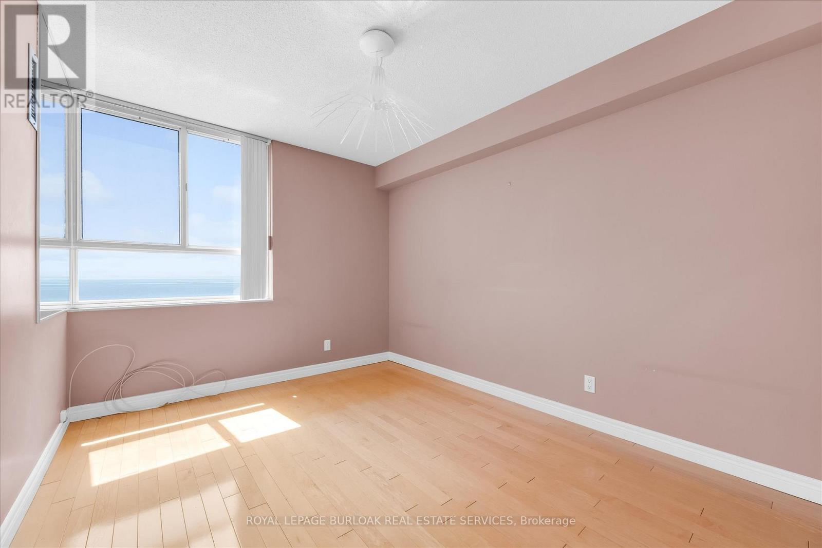 #510 5280 LAKESHORE ROAD - 16