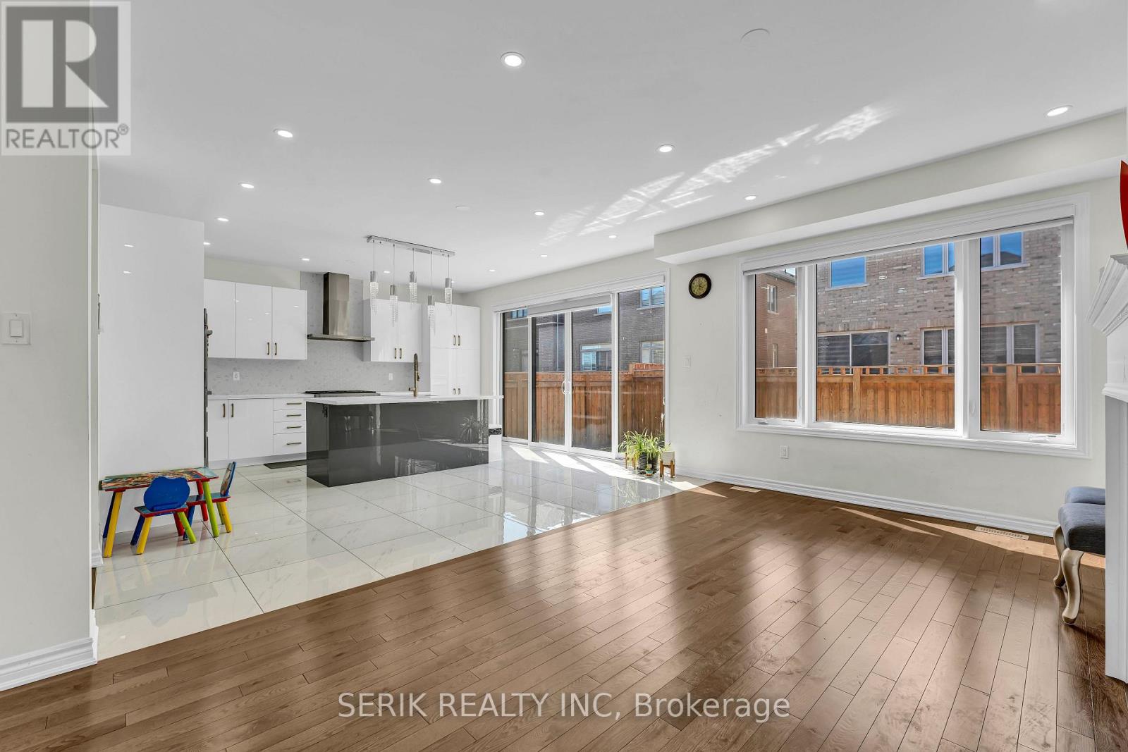 30 MADAWASKA ROAD - 14